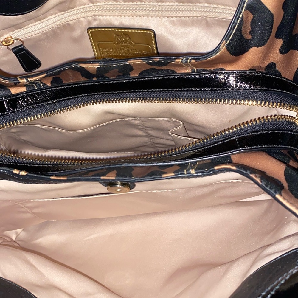 Coach Chelsea Leopard Print Shoulder Tote Bag - Picture 5 of 9